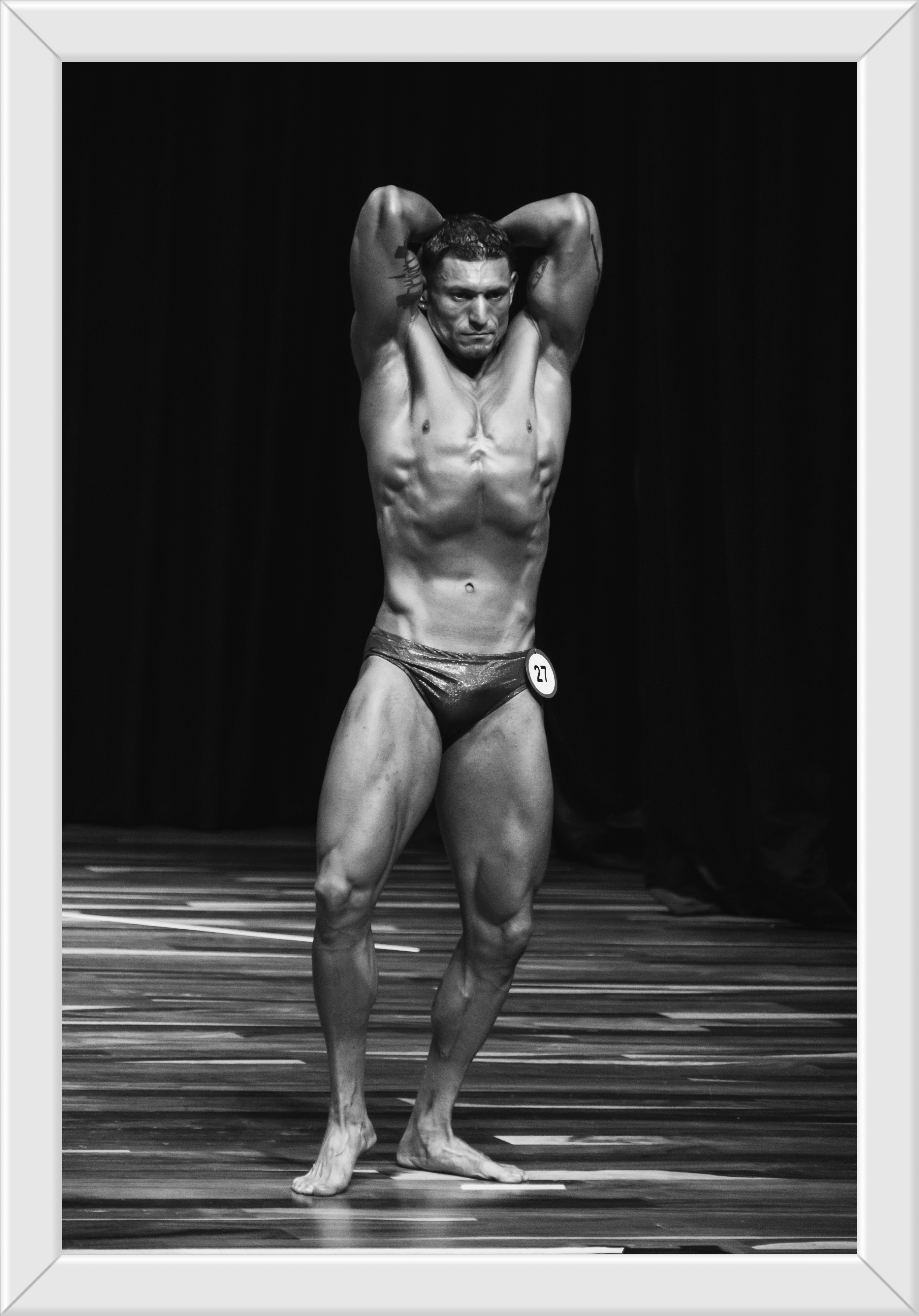 Pose frontal número 27 campeonato